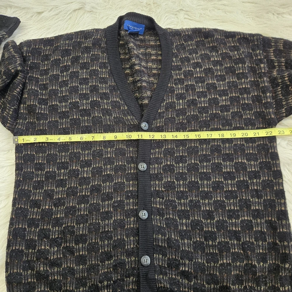 Classic Checkered Towncraft Cardigan Large Grandpa Sweater Oversized Chunky Knit